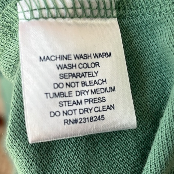 NWT- Green Men’s Vineyard Vines Polo - Picture 4 of 5